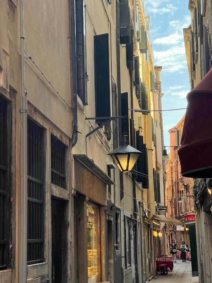 Ca' Ai Sospiri Leilighet Venezia Eksteriør bilde