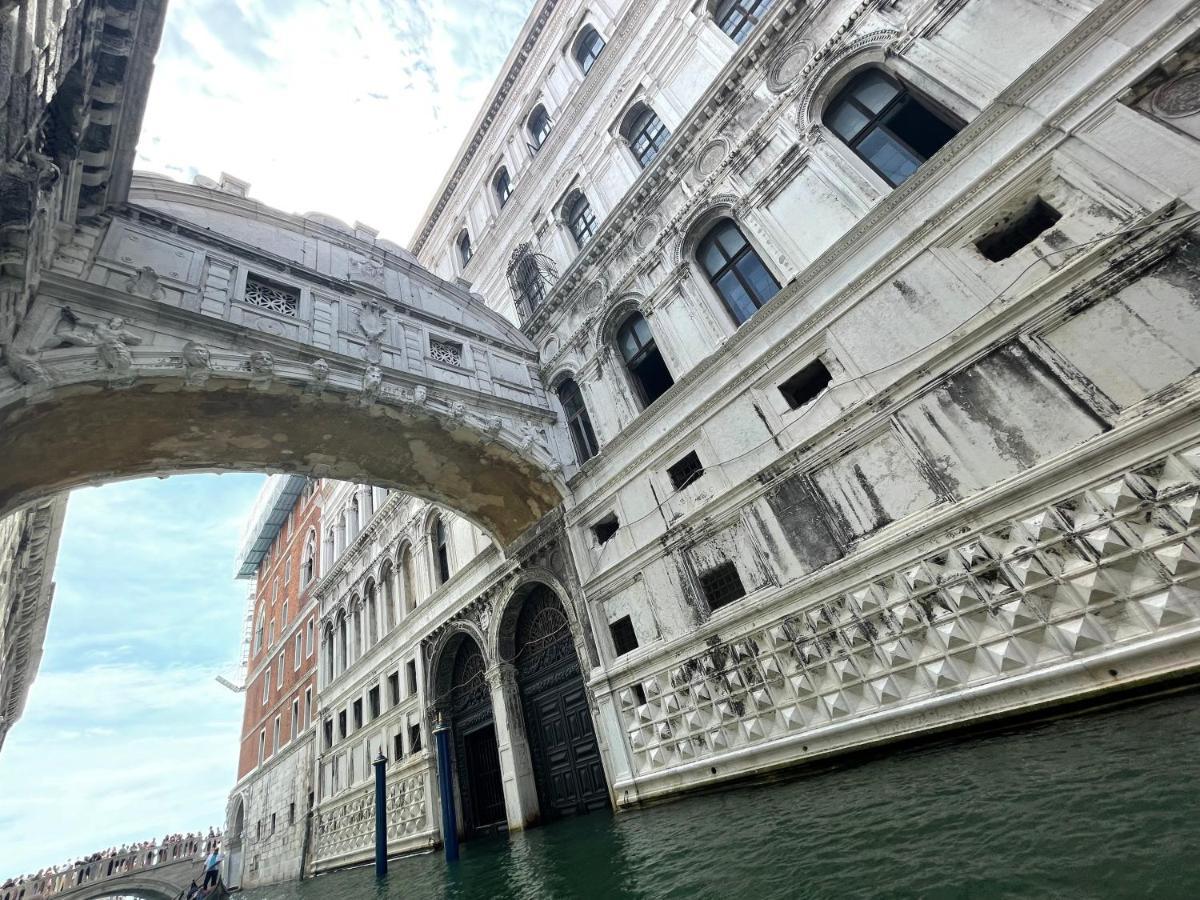 Ca' Ai Sospiri Leilighet Venezia Eksteriør bilde